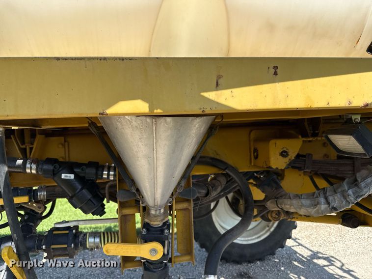 image for item DS4368 Agco Rogator 664 sprayer