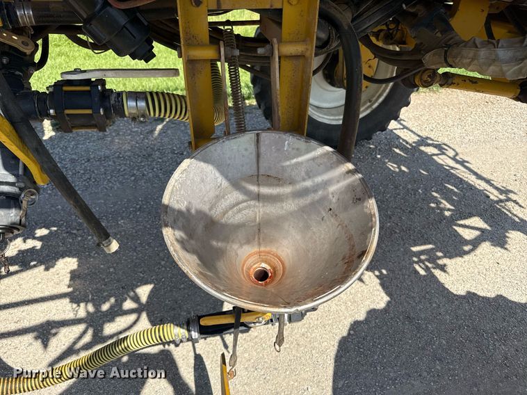 image for item DS4368 Agco Rogator 664 sprayer