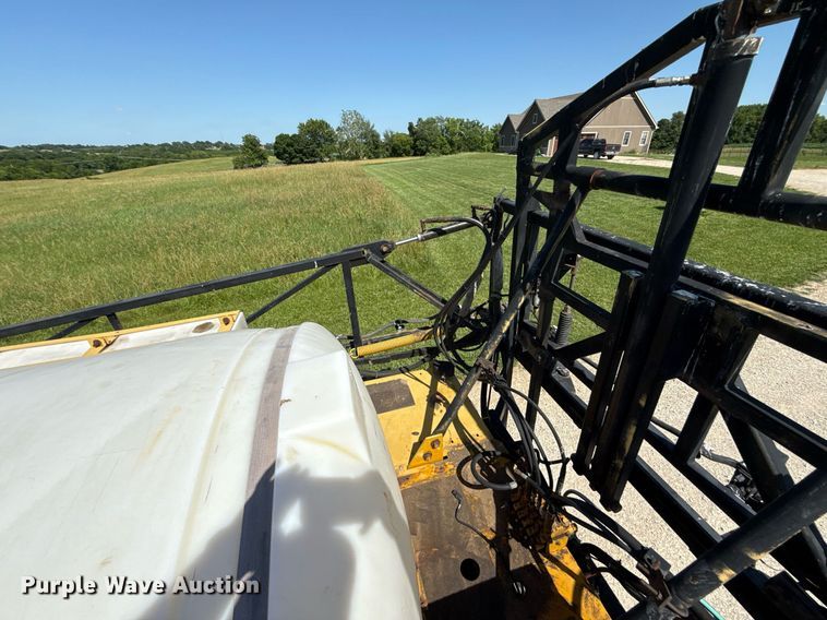 image for item DS4368 Agco Rogator 664 sprayer