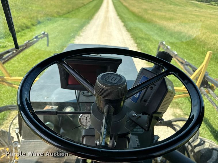 image for item DS4368 Agco Rogator 664 sprayer