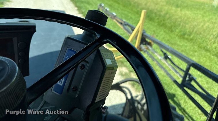 image for item DS4368 Agco Rogator 664 sprayer