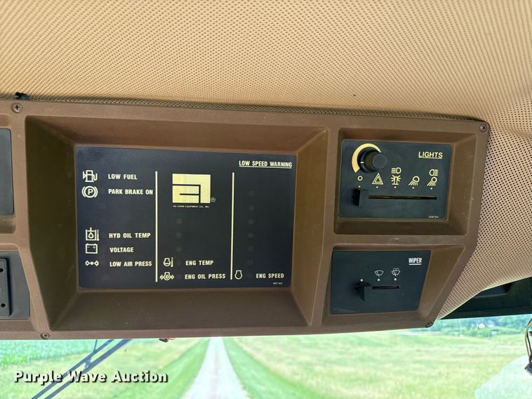 image for item DS4368 Agco Rogator 664 sprayer