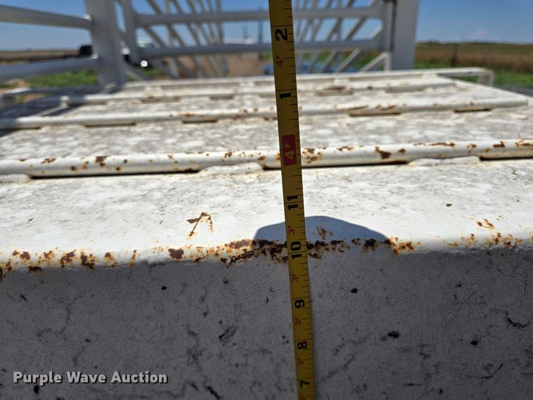 image for item DT4937 Livestock loading chute