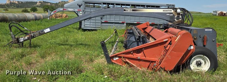image for item DT7220 Hesston 1160 swather / windrower