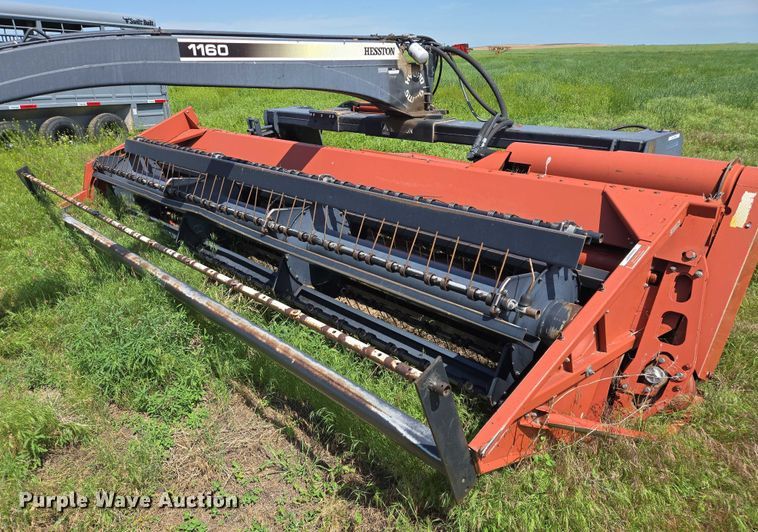 image for item DT7220 Hesston 1160 swather / windrower