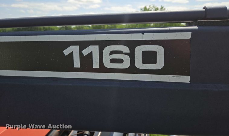 image for item DT7220 Hesston 1160 swather / windrower