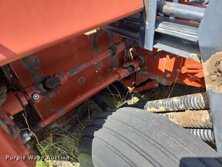 image for item DT7220 Hesston 1160 swather / windrower