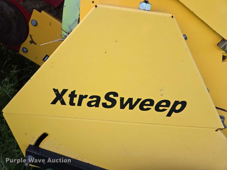 image for item DT7221 2013 New Holland BR7090 round baler