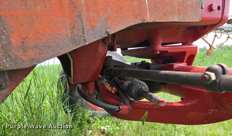 image for item DT7222 1979 International 1086 tractor