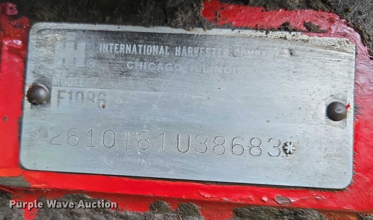 image for item DT7222 1979 International 1086 tractor