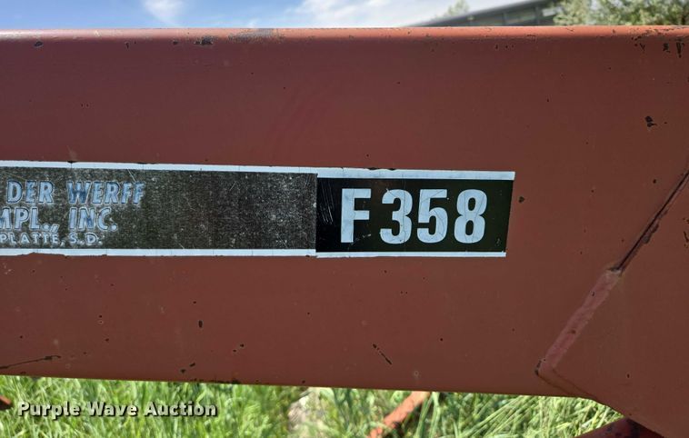 image for item DT7222 1979 International 1086 tractor