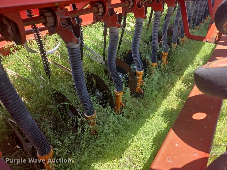 image for item DT7224 International 510 grain drill