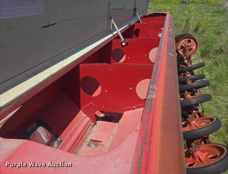 image for item DT7224 International 510 grain drill