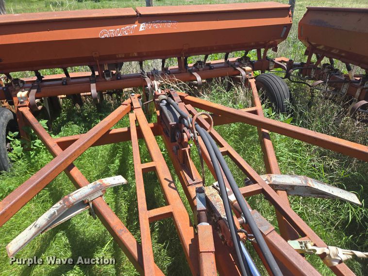 image for item DT7225 Crust Buster grain drill