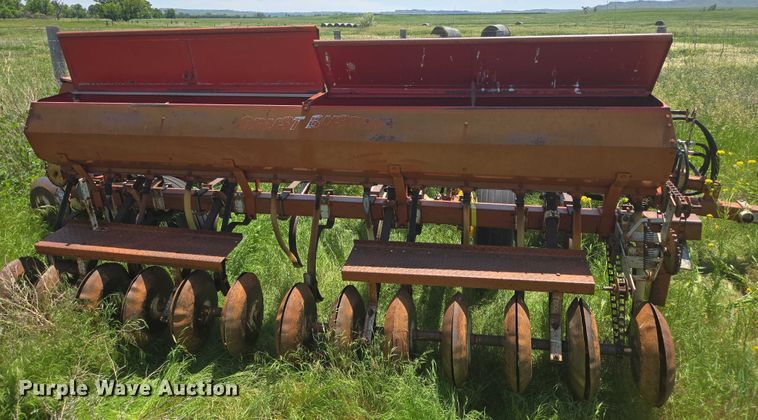 image for item DT7225 Crust Buster grain drill