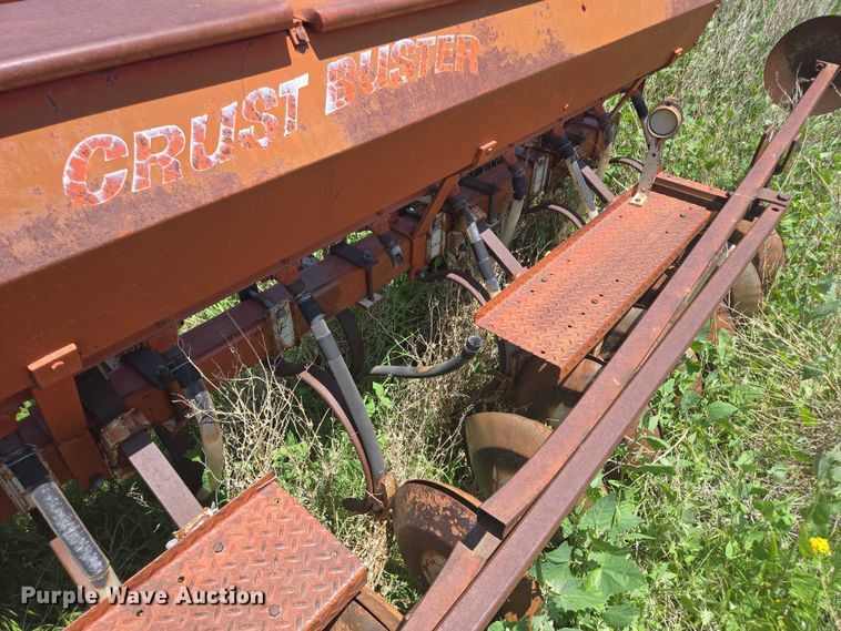 image for item DT7225 Crust Buster grain drill