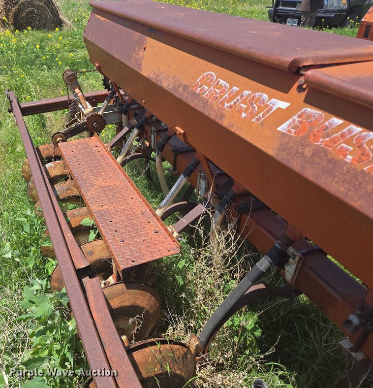 image for item DT7225 Crust Buster grain drill