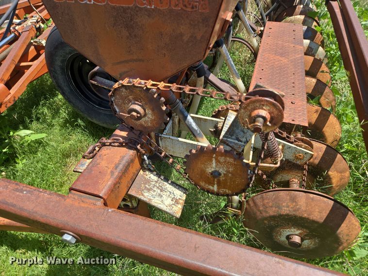 image for item DT7225 Crust Buster grain drill