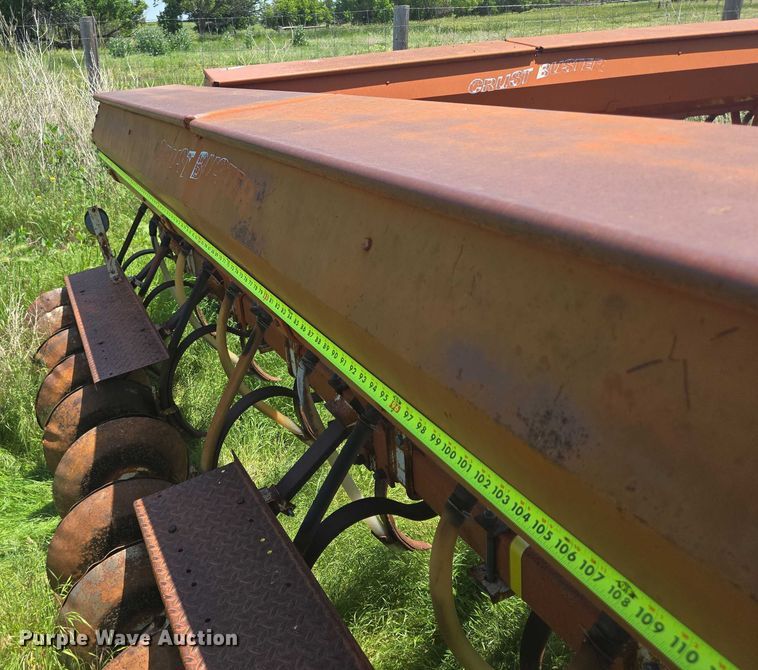 image for item DT7225 Crust Buster grain drill