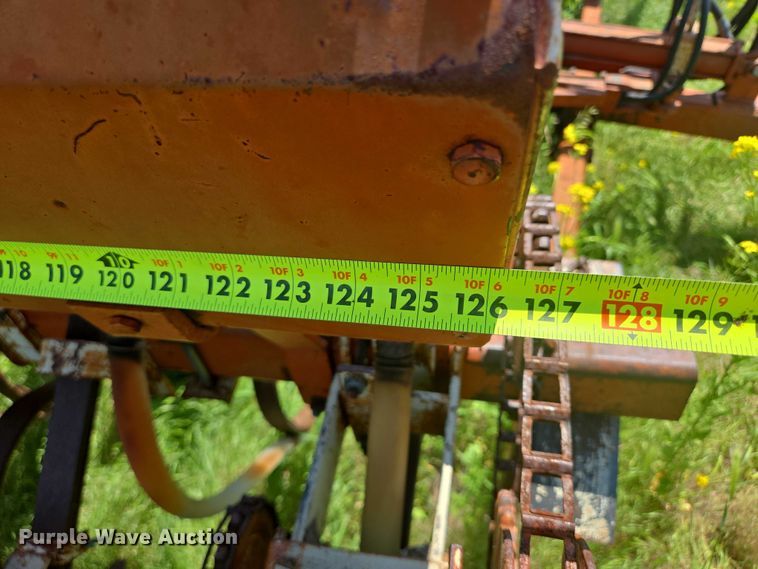 image for item DT7225 Crust Buster grain drill