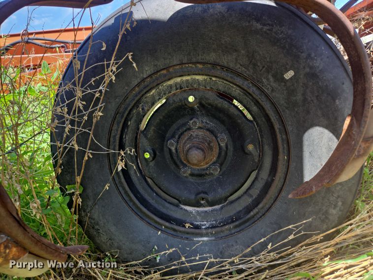 image for item DT7225 Crust Buster grain drill