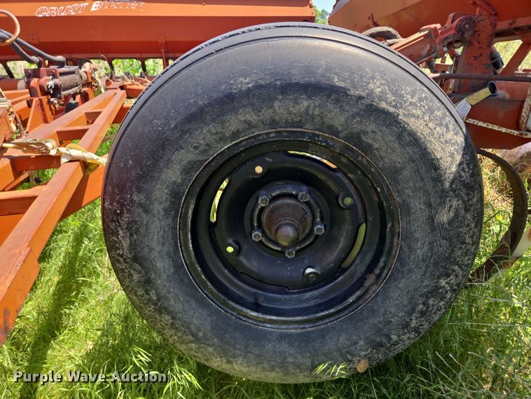 image for item DT7225 Crust Buster grain drill