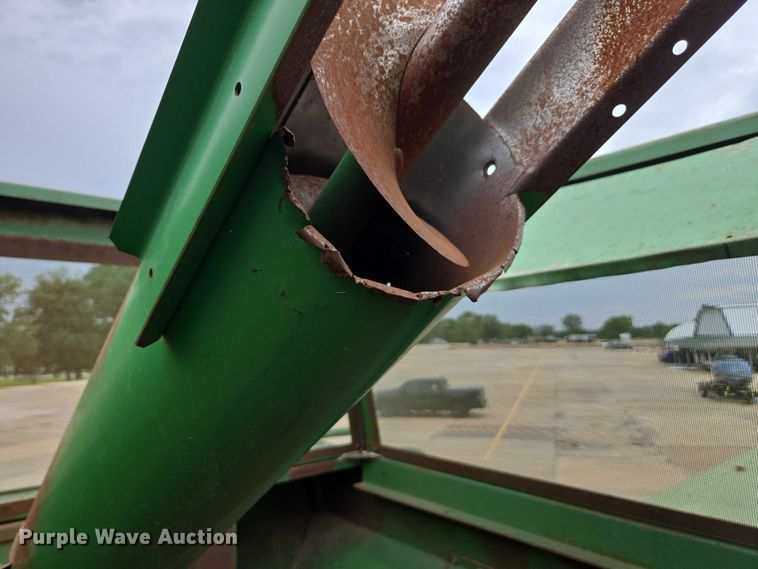 image for item DU7873 1980 John Deere 7720 combine