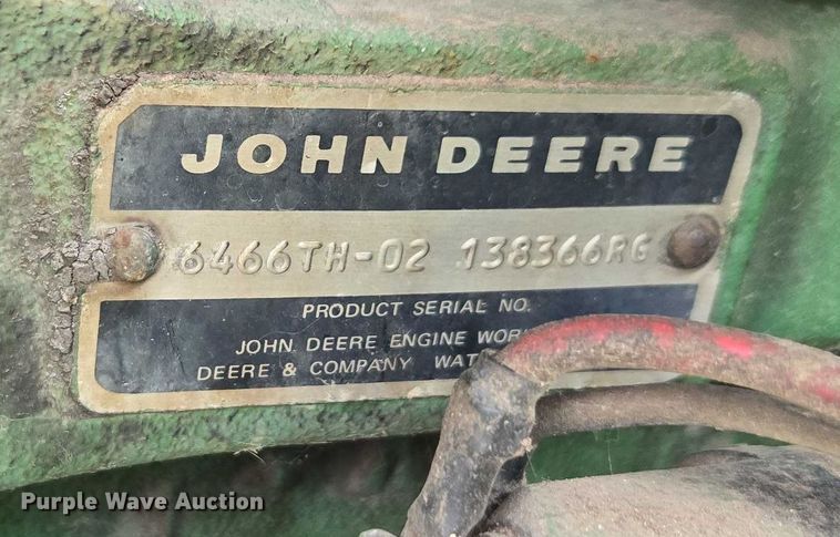 image for item DU7873 1980 John Deere 7720 combine
