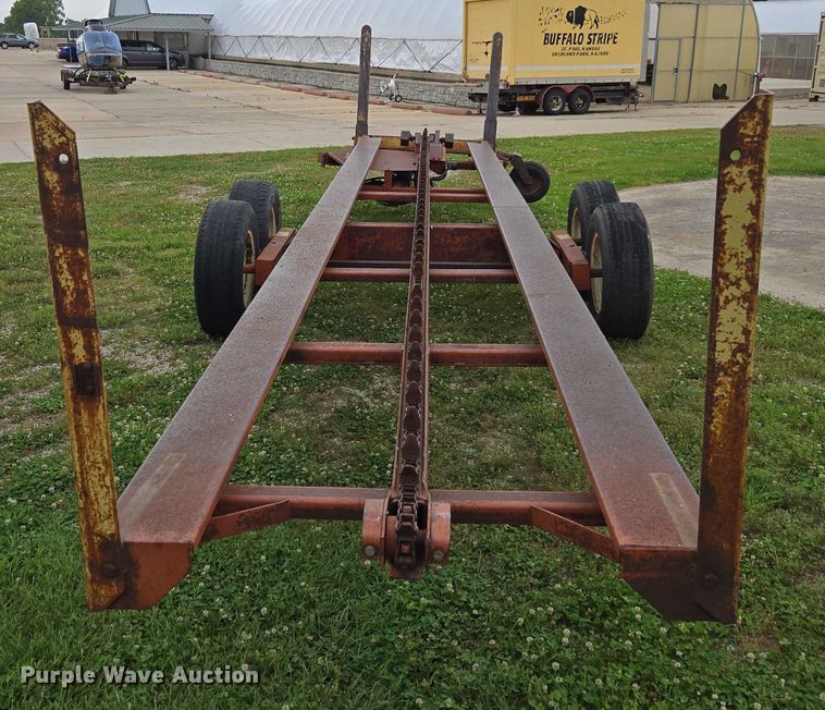 image for item DU7877 Farm Hand hay trailer