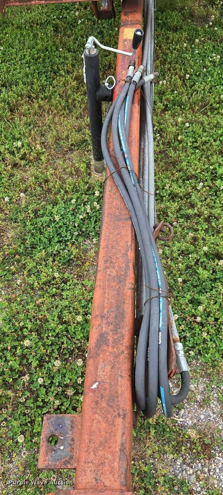 image for item DU7877 Farm Hand hay trailer