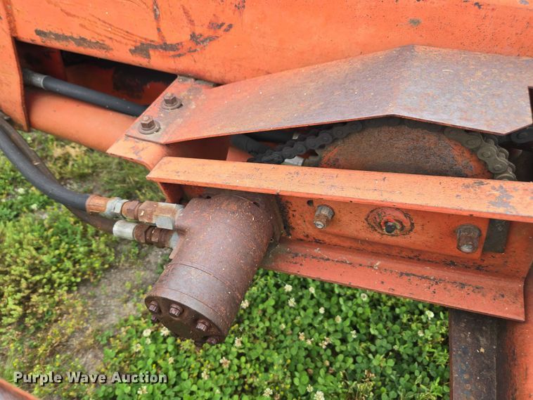 image for item DU7877 Farm Hand hay trailer