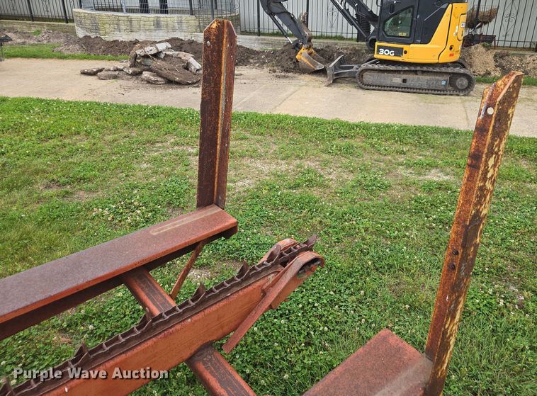 image for item DU7877 Farm Hand hay trailer