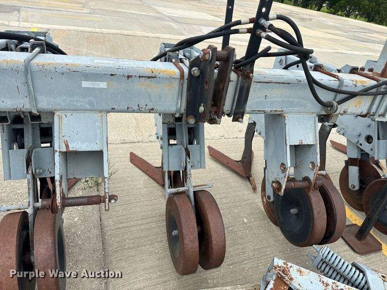 image for item DU7883 Field cultivator