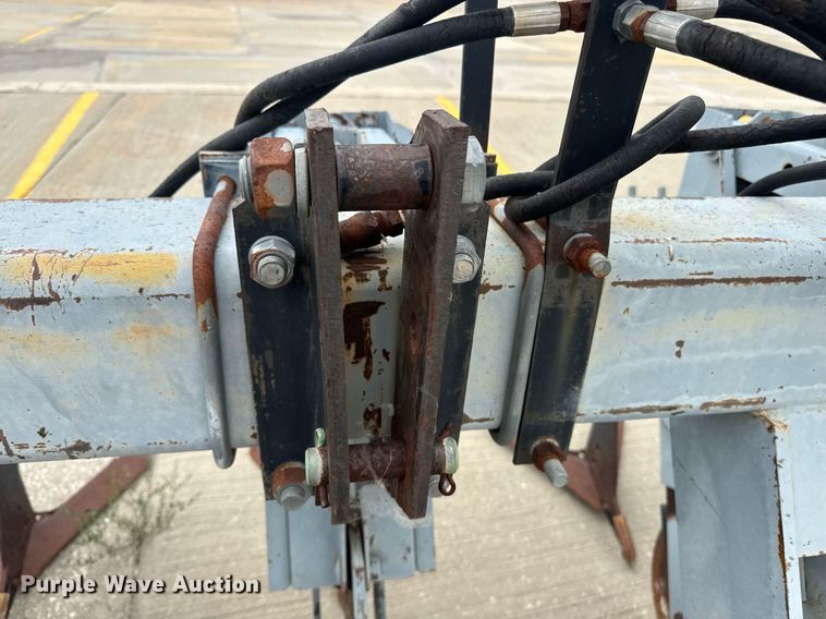 image for item DU7883 Field cultivator