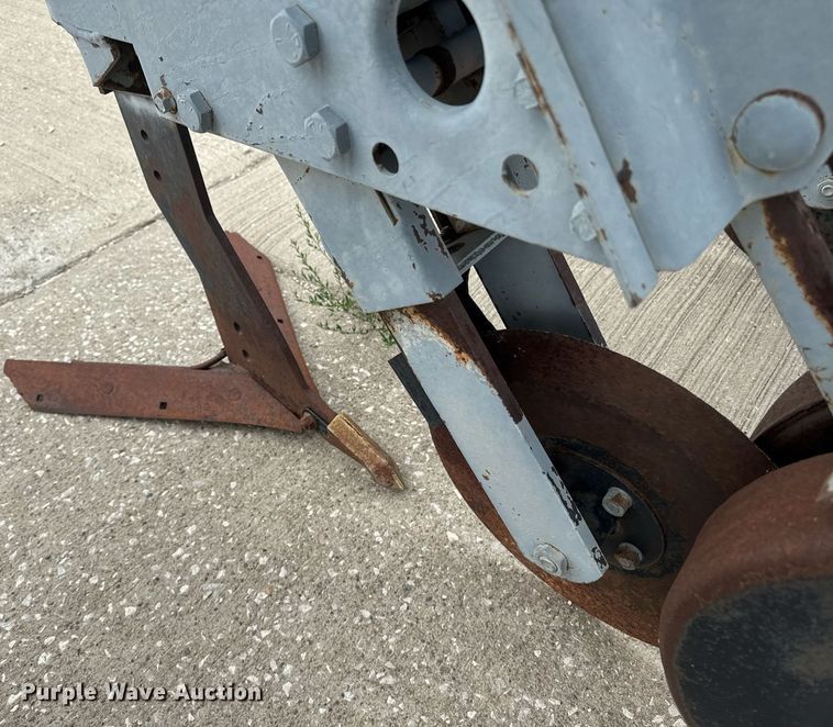 image for item DU7883 Field cultivator