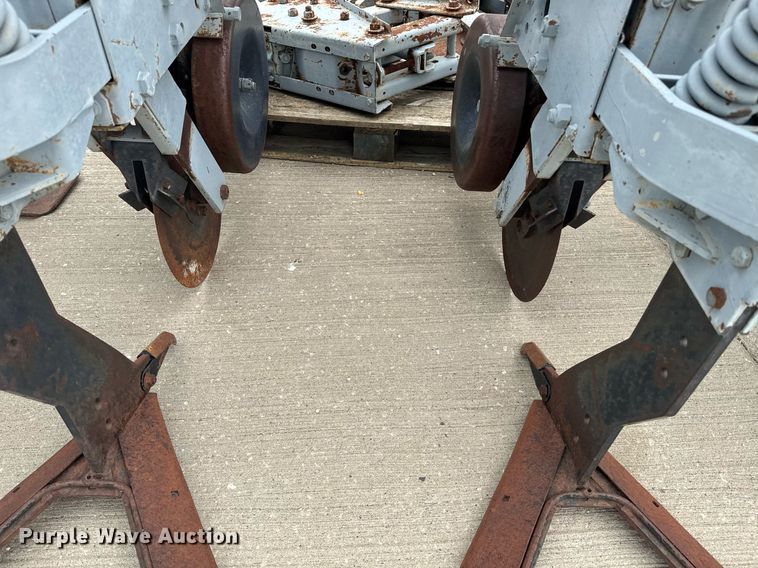 image for item DU7883 Field cultivator