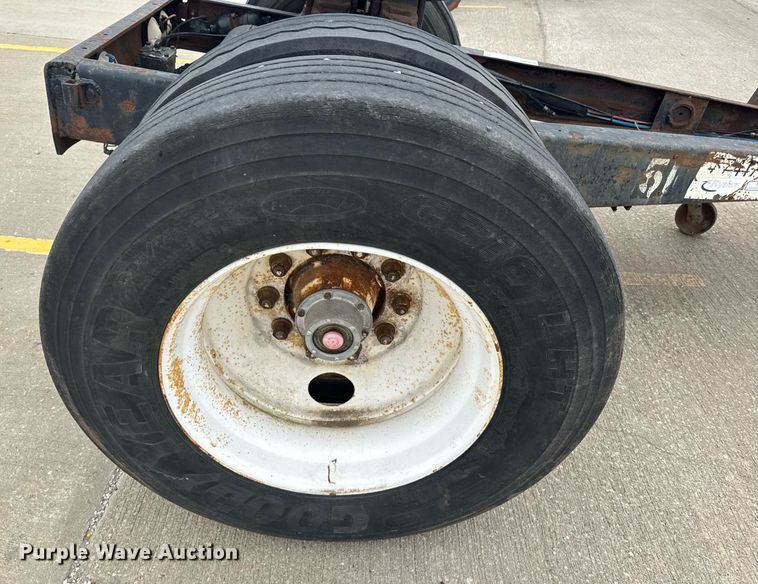 image for item DU7884 Silver Eagle trailer dolly