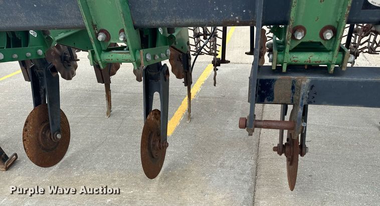 image for item DU7885 Schlagel strip-till