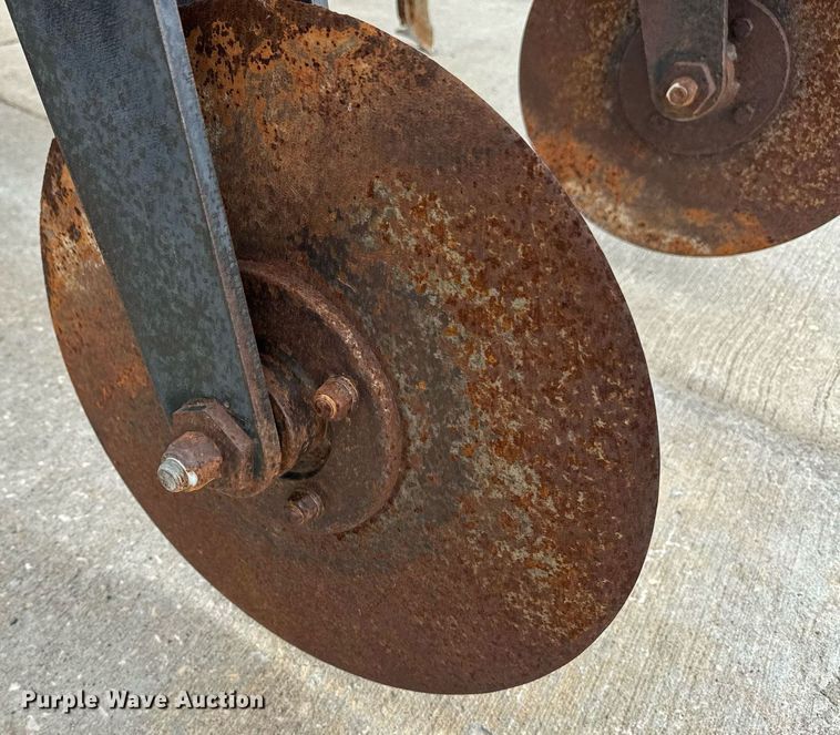 image for item DU7885 Schlagel strip-till