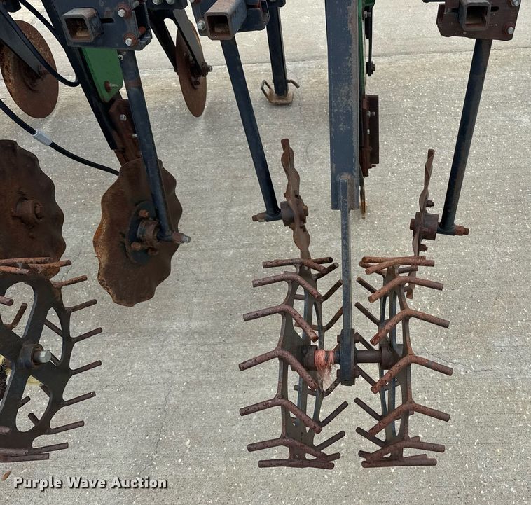 image for item DU7885 Schlagel strip-till