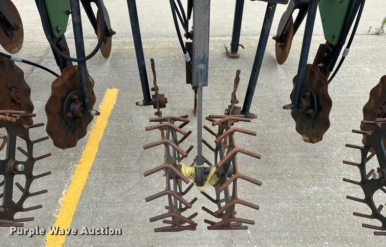 image for item DU7885 Schlagel strip-till