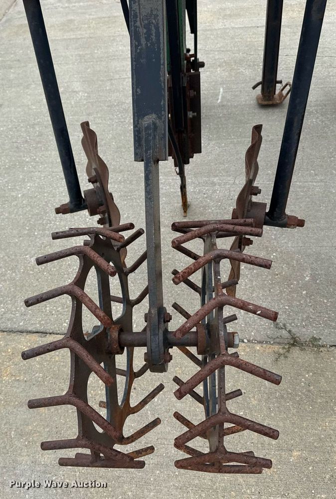 image for item DU7885 Schlagel strip-till