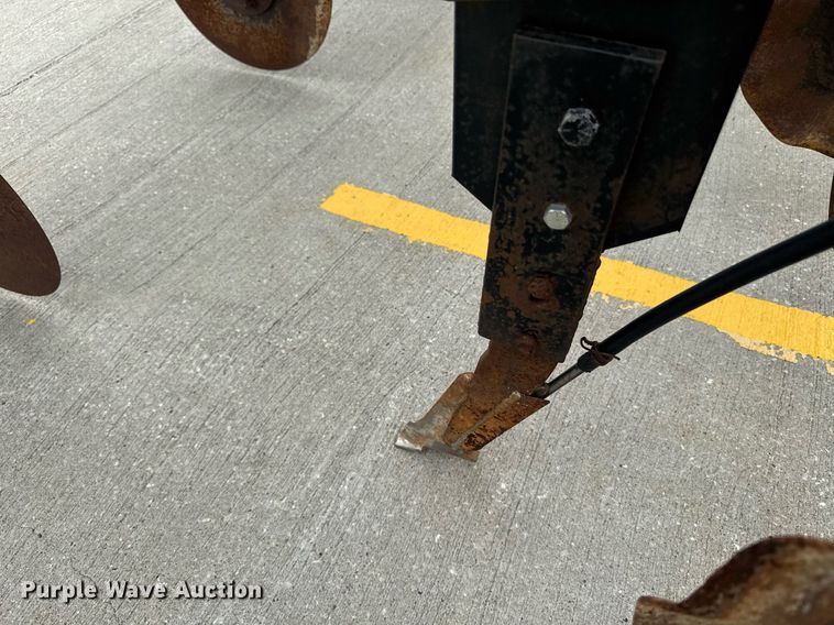 image for item DU7885 Schlagel strip-till