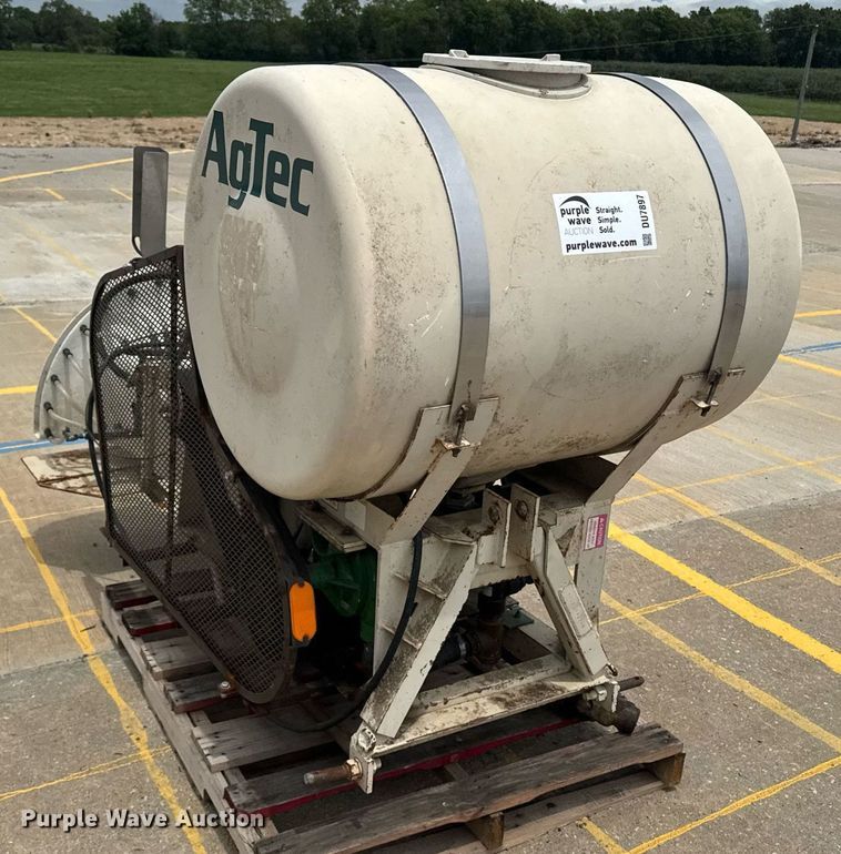 image for item DU7897 Agtec sprayer