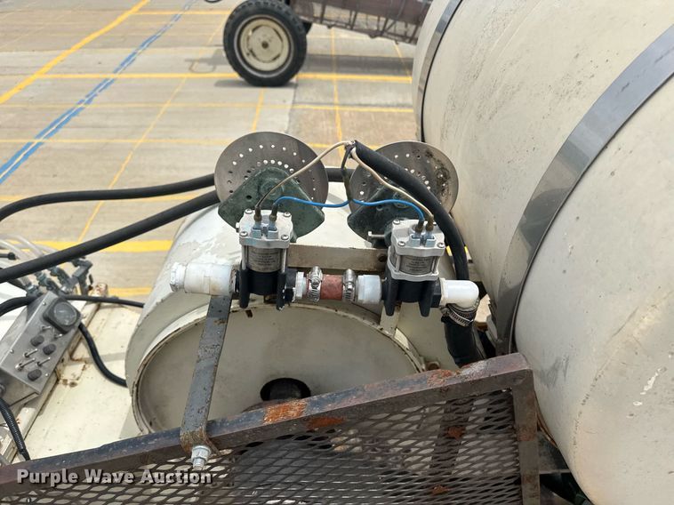 image for item DU7897 Agtec sprayer