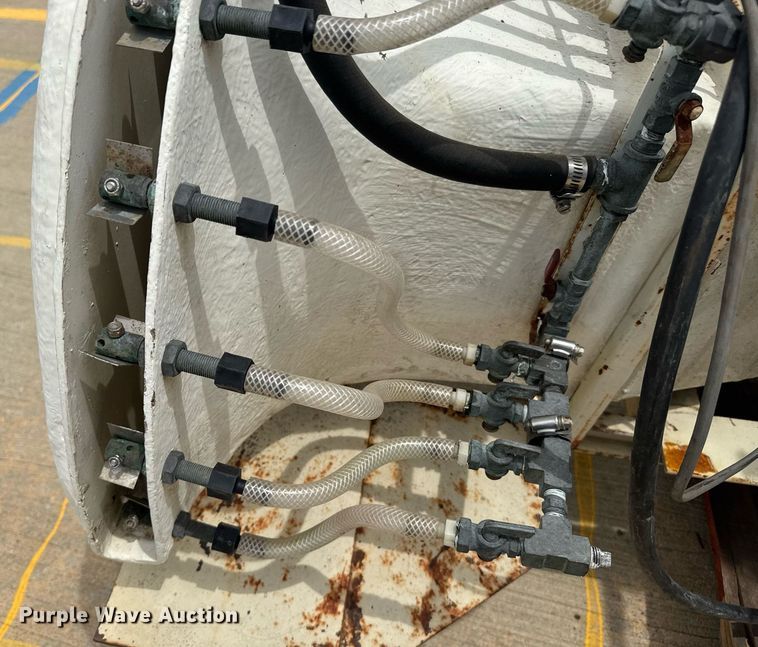 image for item DU7897 Agtec sprayer