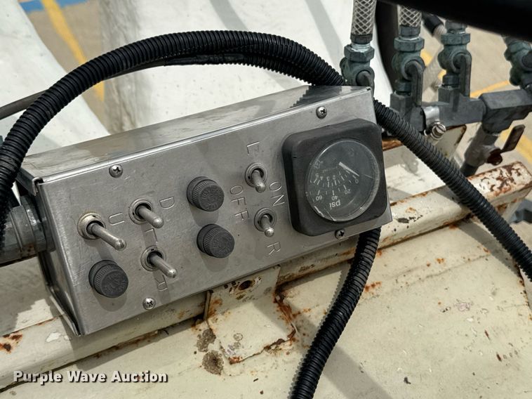 image for item DU7897 Agtec sprayer