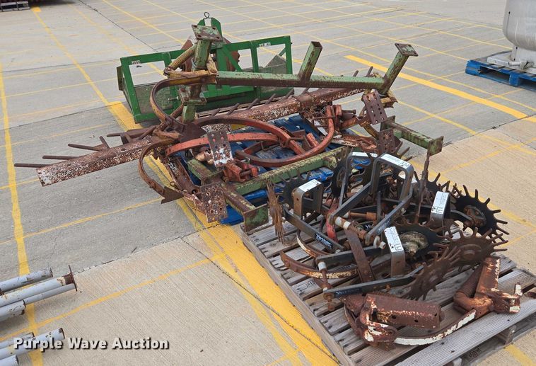 image for item DU7900 Tillage equipment