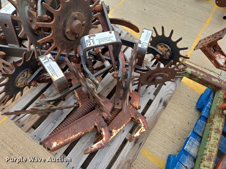 image for item DU7900 Tillage equipment