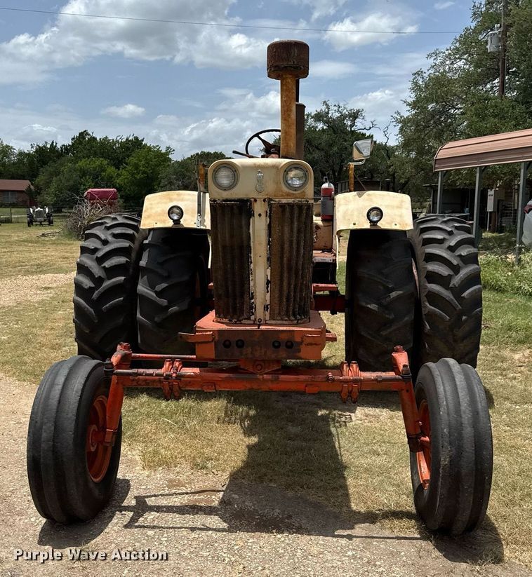 image for item DX5602 Case 1030 Comfort King  tractor